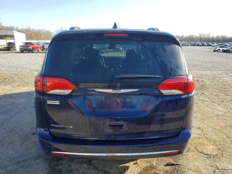 2017 CHRYSLER PACIFICA TOURING L  