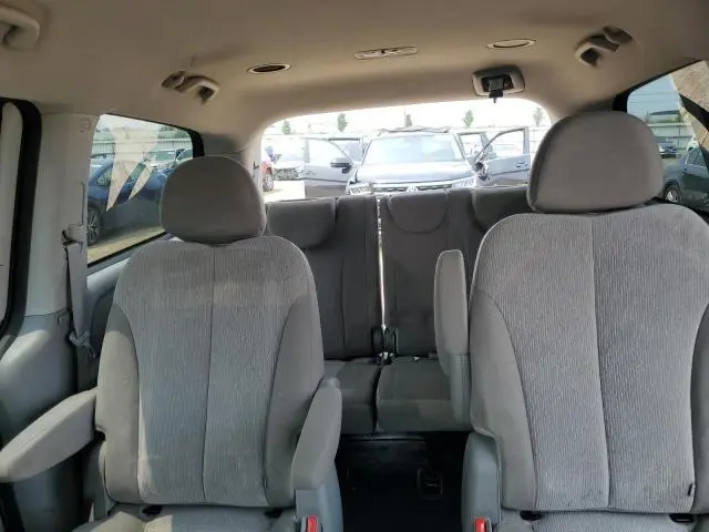 2014 KIA SEDONA LX  