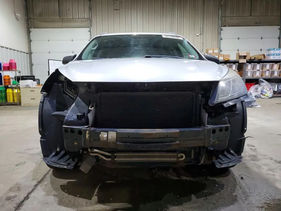 2013 CHEVROLET TRAVERSE LS  