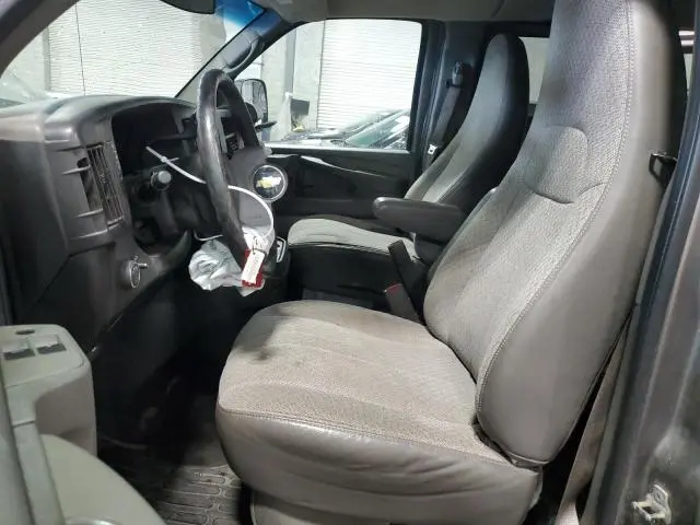 2010 CHEVROLET EXPRESS G3500 LT  