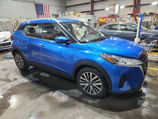2021 NISSAN KICKS SV  
