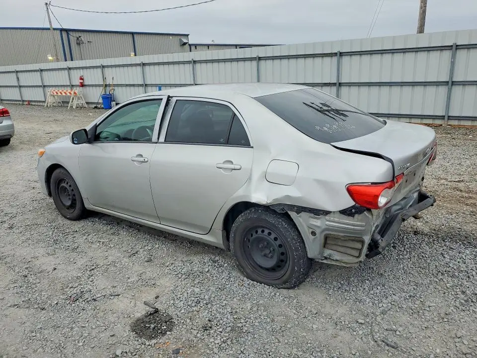 2013 TOYOTA COROLLA BASE  