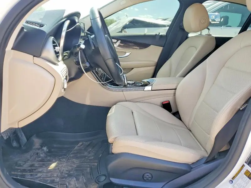 2017 MERCEDES-BENZ C 300  