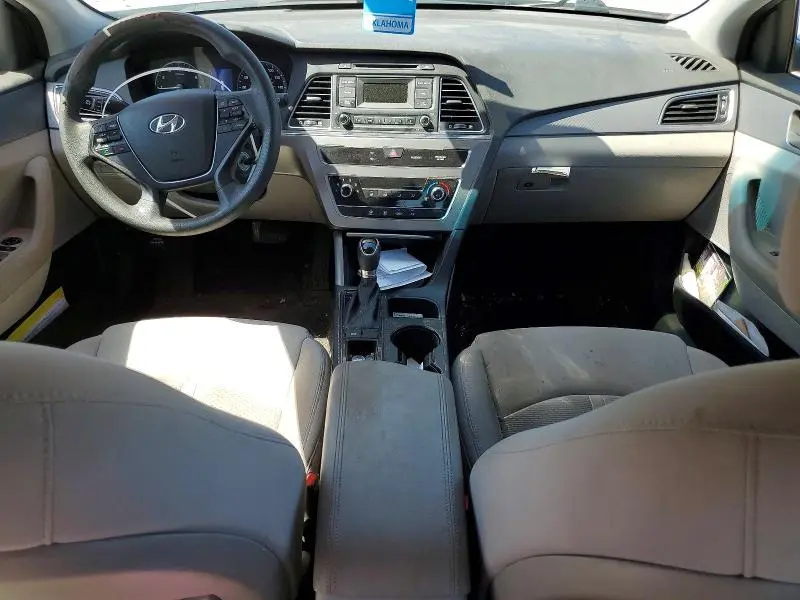 2017 HYUNDAI SONATA SE  