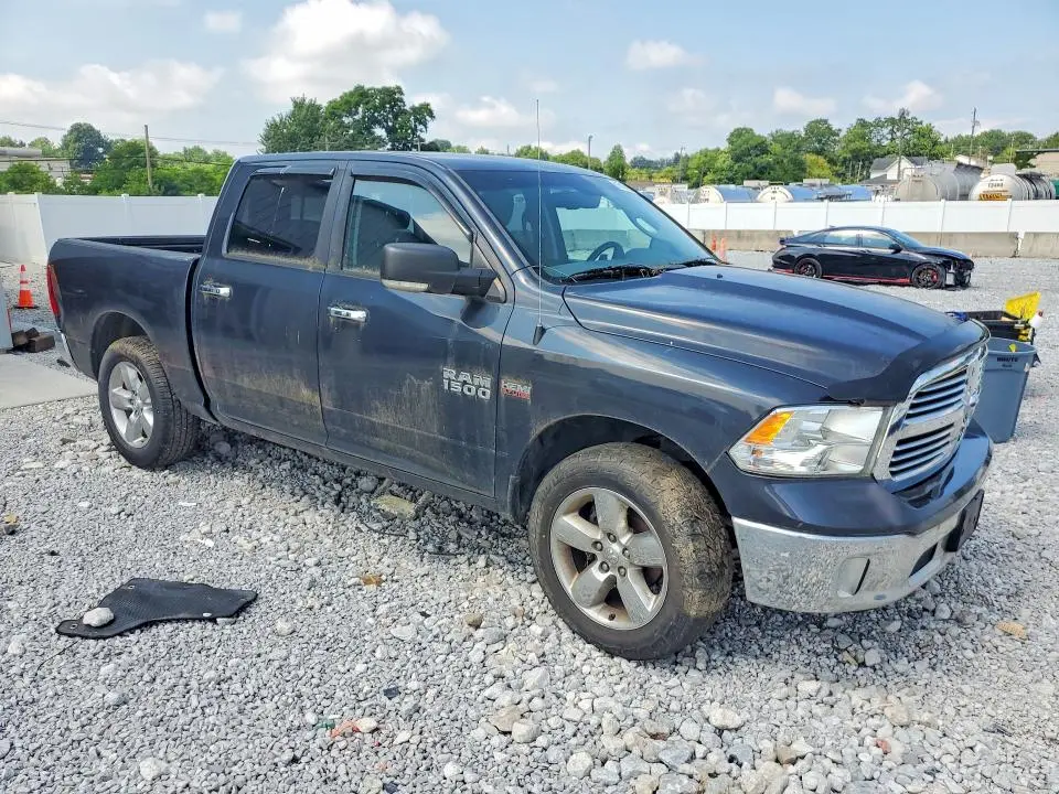 2014 RAM 1500 SLT  
