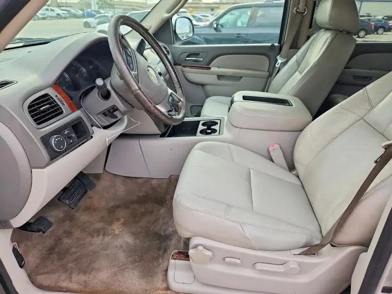 2011 CHEVROLET AVALANCHE LT  