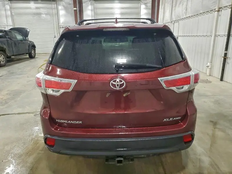 2016 TOYOTA HIGHLANDER XLE  