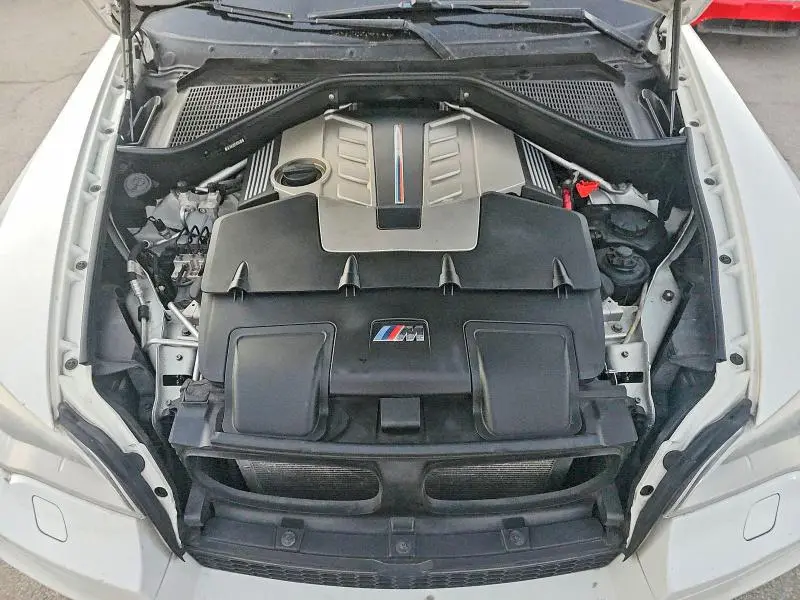 2014 BMW X6 M  