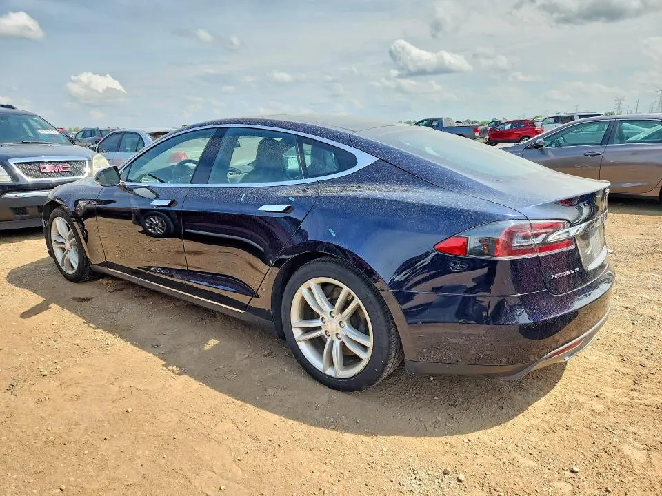 2015 TESLA MODEL S 85D  