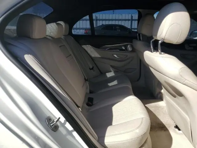 2017 MERCEDES-BENZ E 300  