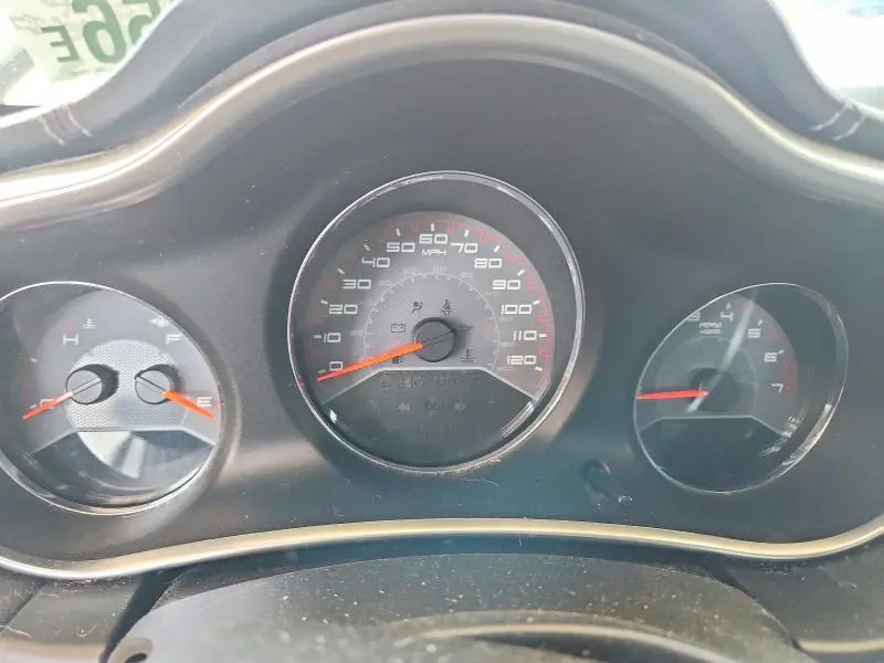 2012 DODGE AVENGER SE  