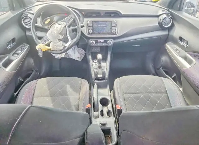 2019 NISSAN KICKS SV  