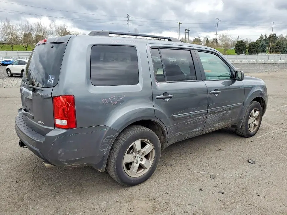 2011 HONDA PILOT EXL  