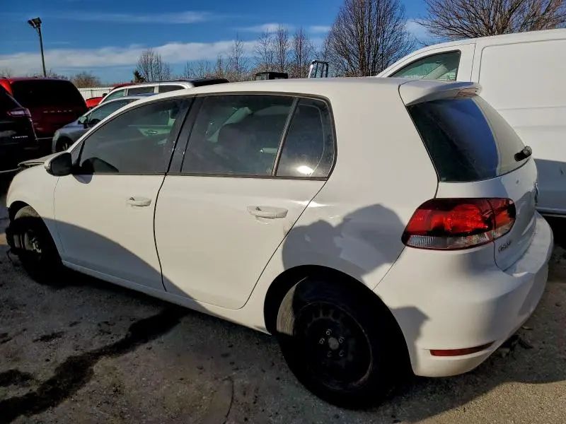2011 VOLKSWAGEN GOLF   