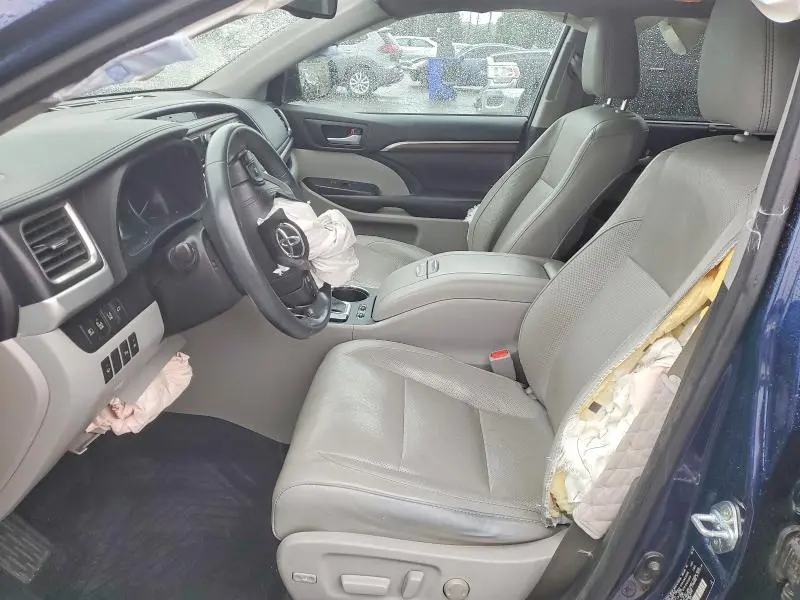 2016 TOYOTA HIGHLANDER LIMITED  