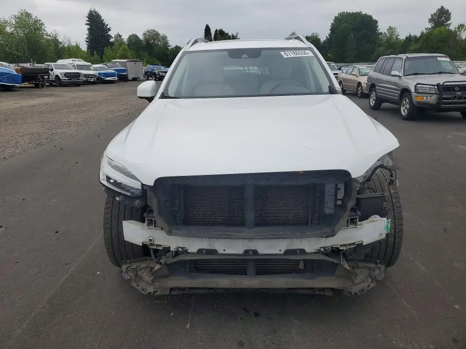 2016 VOLVO XC90 T6  
