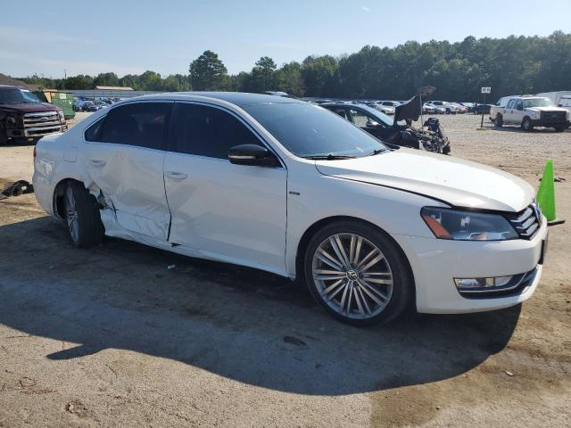 2014 VOLKSWAGEN PASSAT SE