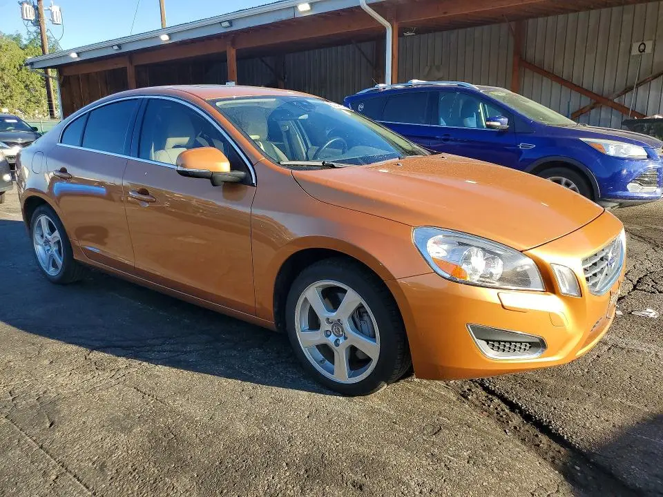 2012 VOLVO S60 T5  