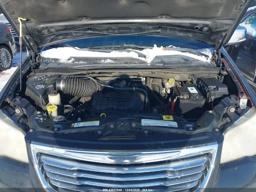 2011 CHRYSLER TOWN & COUNTRY TOURING-L