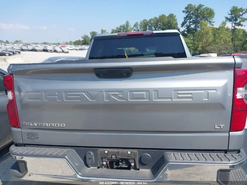 2023 CHEVROLET SILVERADO 1500 4WD  STANDARD BED LT