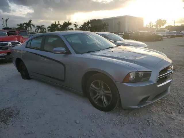 2014 DODGE CHARGER SE  