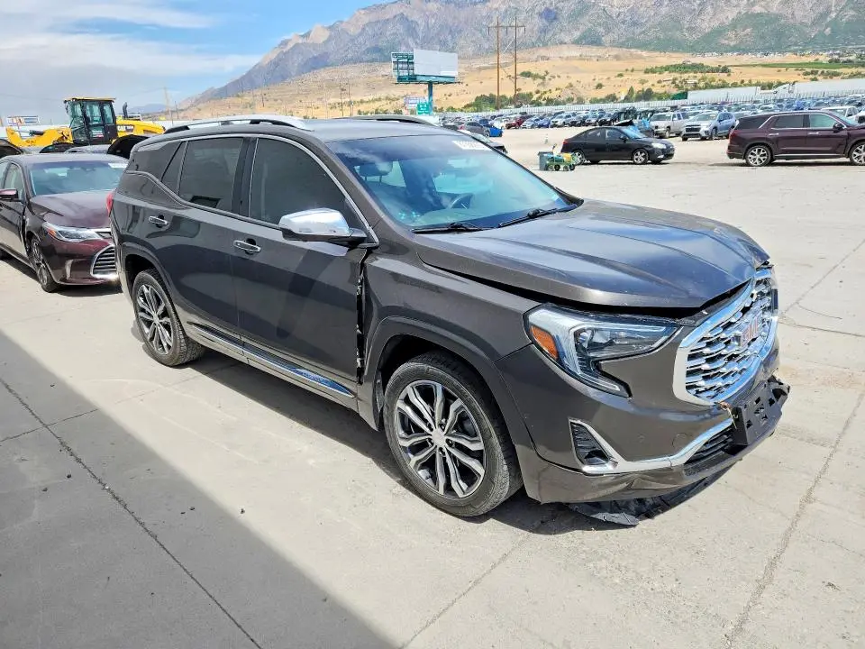 2020 GMC TERRAIN DENALI  