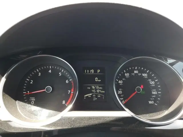 2016 VOLKSWAGEN JETTA SPORT  
