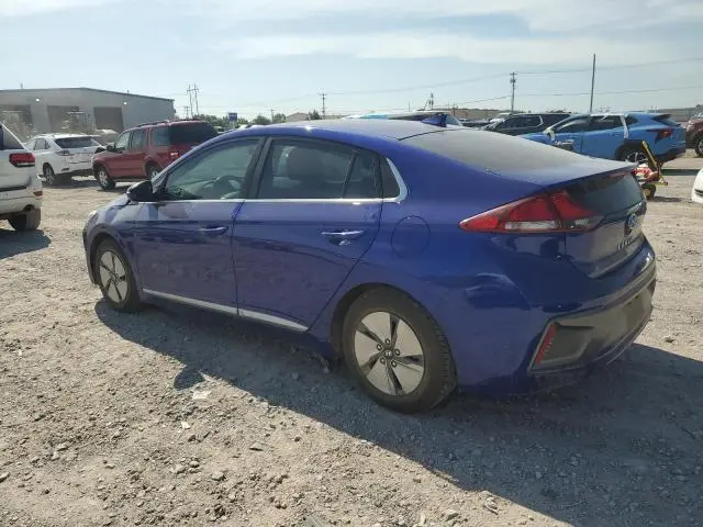 2022 HYUNDAI IONIQ SE  