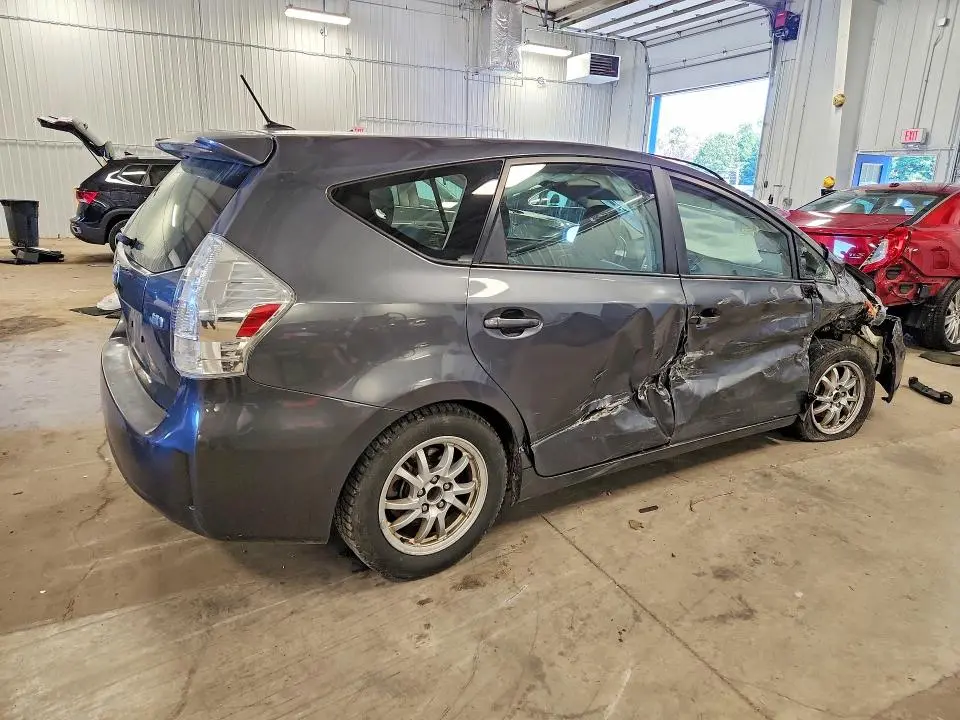 2012 TOYOTA PRIUS V THREE  