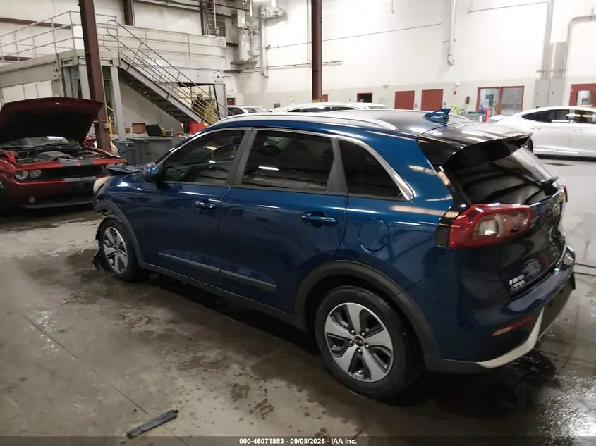 2017 KIA NIRO LX