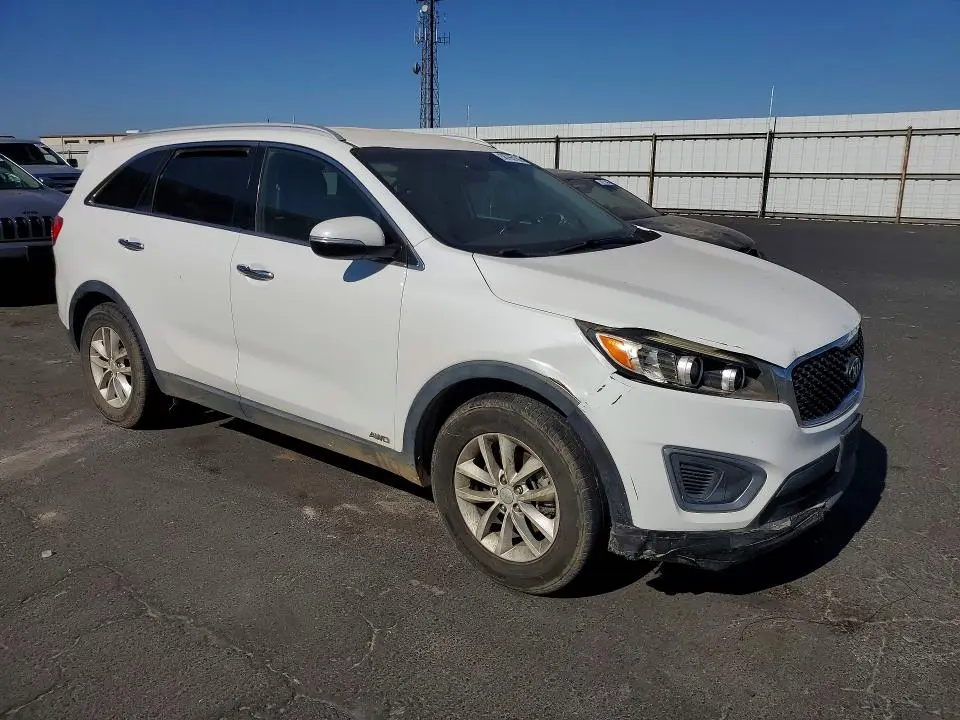 2016 KIA SORENTO LX  