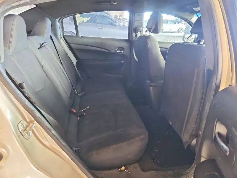 2013 CHRYSLER 200 LX  
