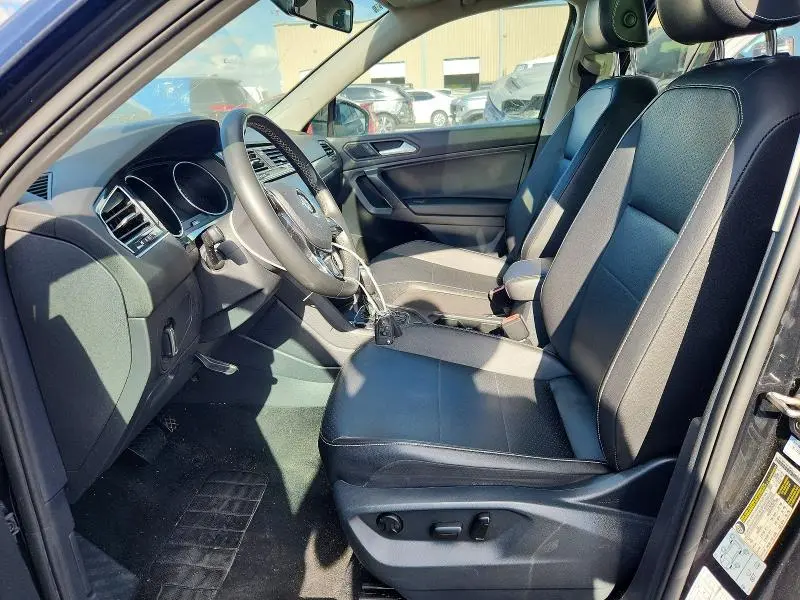 2021 VOLKSWAGEN TIGUAN SE  