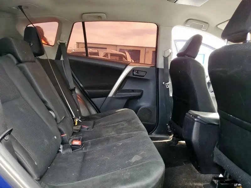 2014 TOYOTA RAV4 LE  