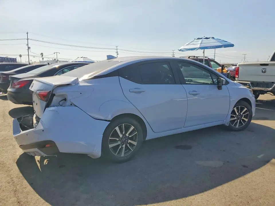 2025 NISSAN VERSA SV  