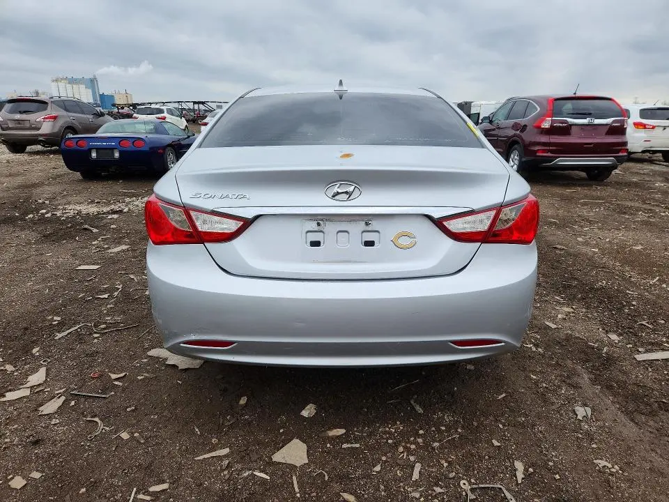 2013 HYUNDAI SONATA GLS  