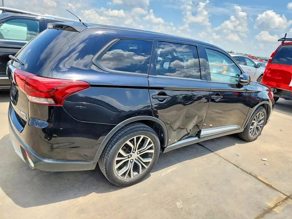 2016 MITSUBISHI OUTLANDER SE  