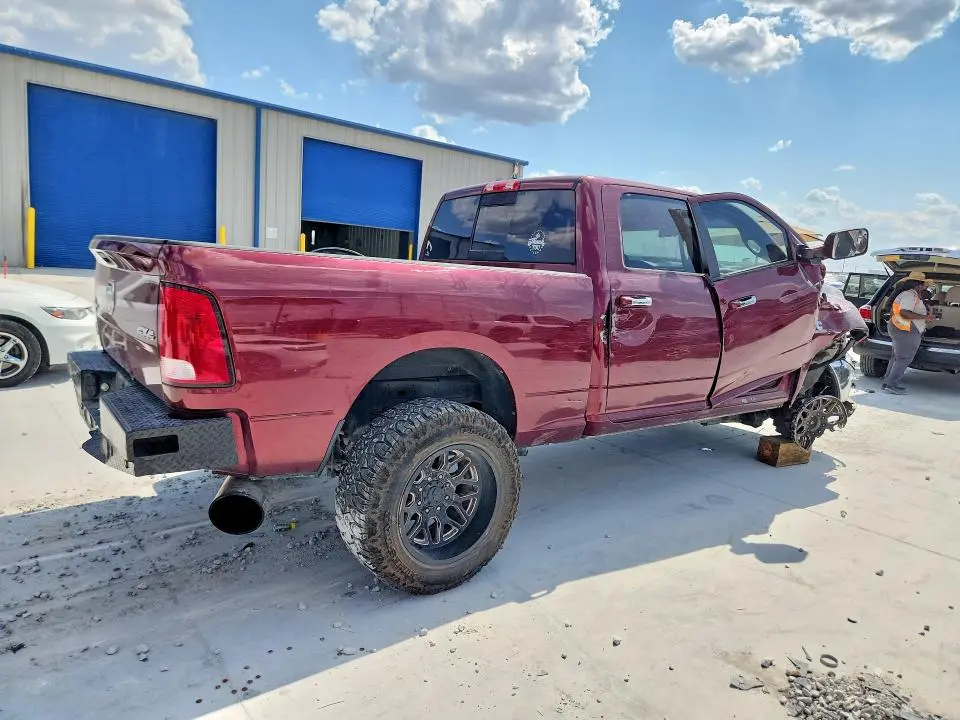 2016 RAM 2500 SLT  