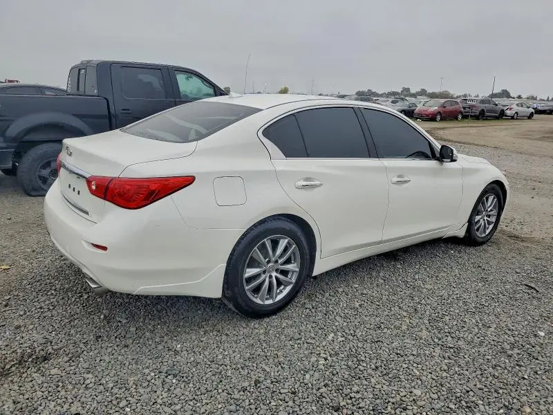 2016 INFINITI Q50 PREMIUM  