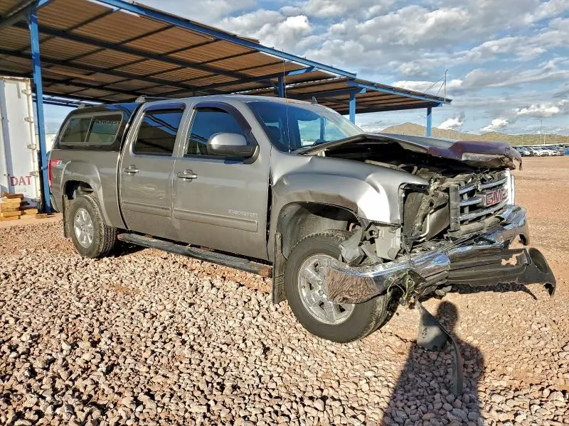 2013 GMC SIERRA K1500 SLT  