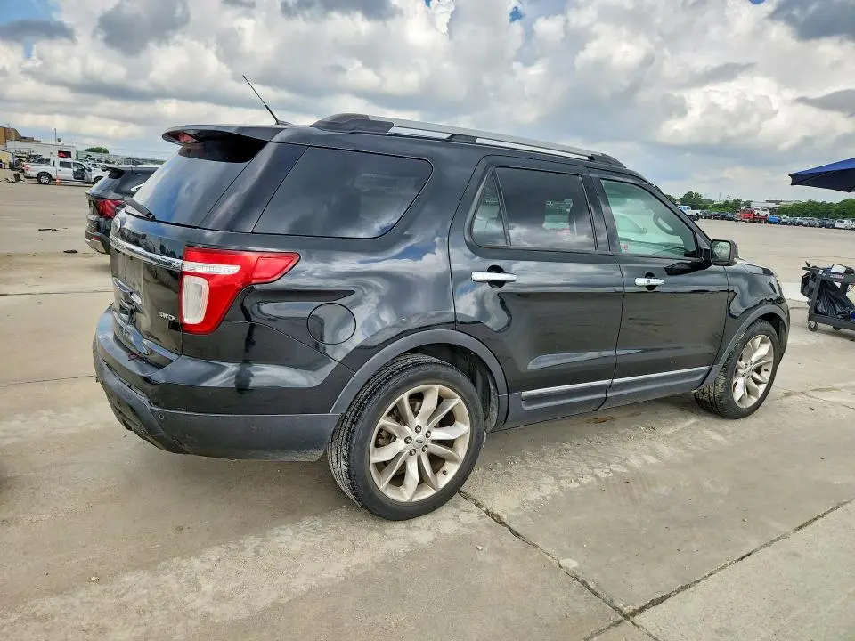 2011 FORD EXPLORER LIMITED  