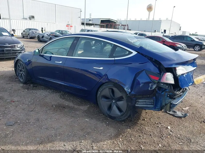2018 TESLA MODEL 3 LONG RANGE/PERFORMANCE