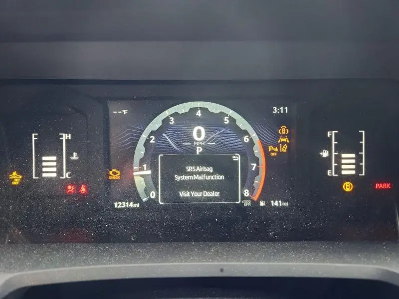 2024 TOYOTA TACOMA SR5  