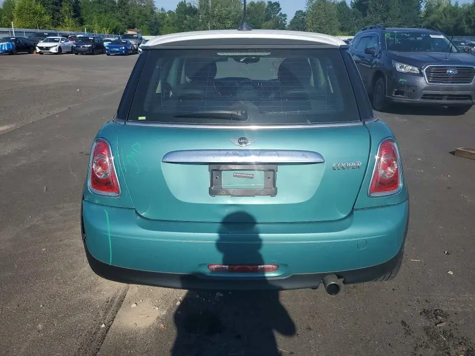 2012 MINI COOPER   