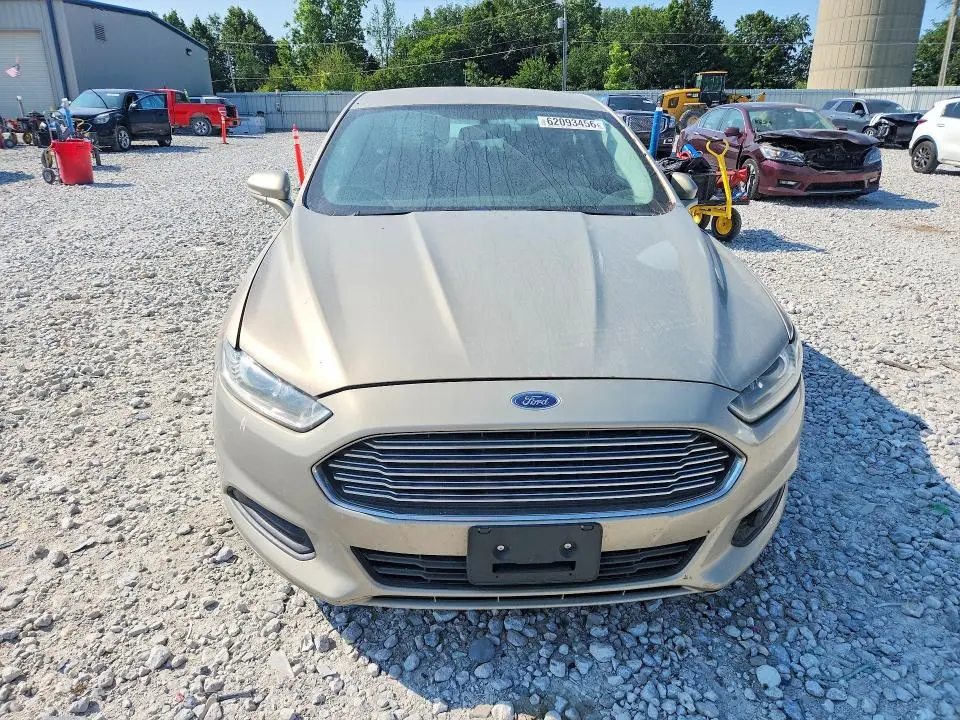 2016 FORD FUSION SE  