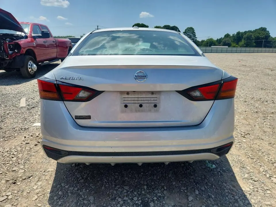 2019 NISSAN ALTIMA S  