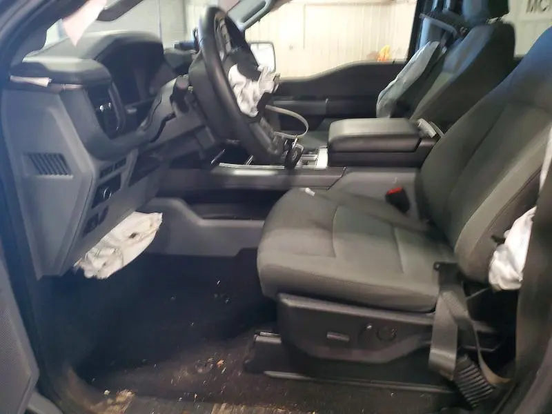 2024 FORD F150 LIGHTNING XLT  