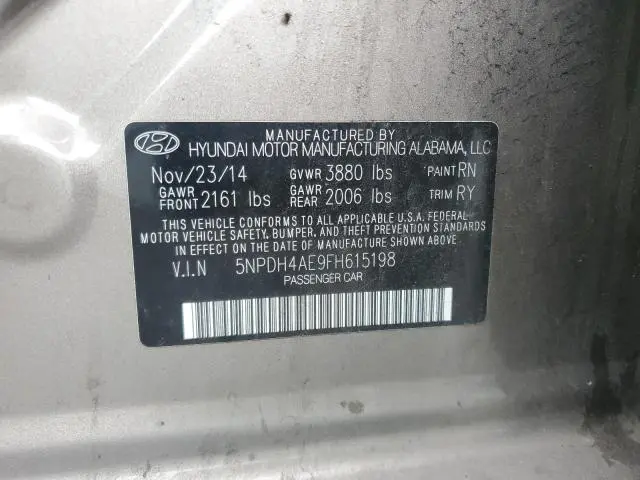 2015 HYUNDAI ELANTRA SE  