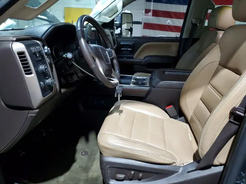 2017 GMC SIERRA K2500 DENALI  