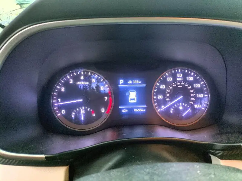 2020 HYUNDAI TUCSON SEL  